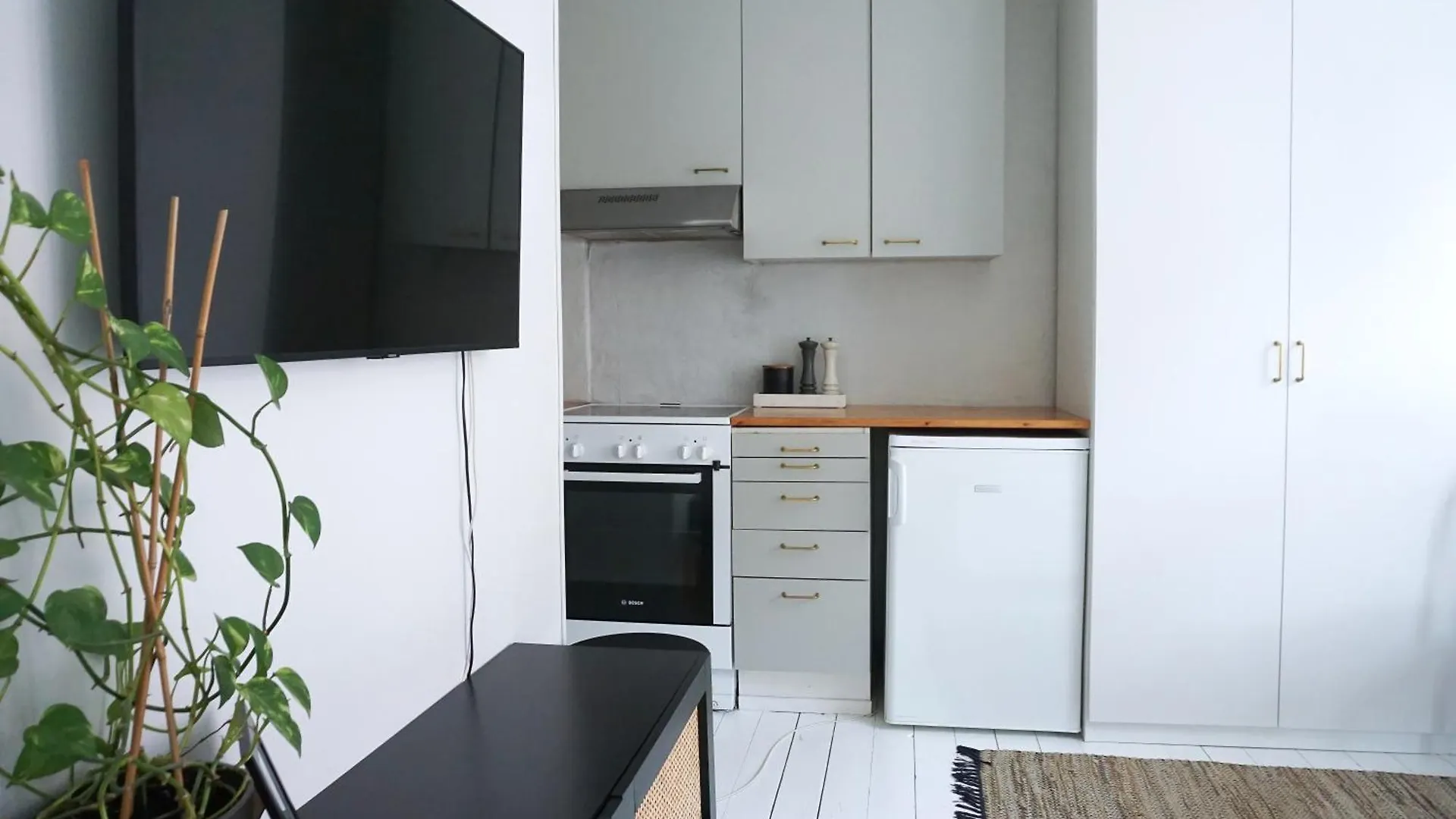شقة Wooden House Studio With Shared Garden هلسنكي فنلندا